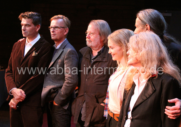 Pressekonferenz zu Hjälp sökes