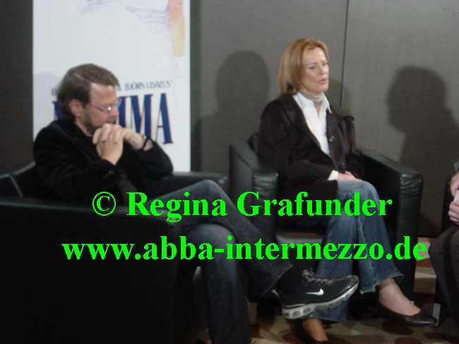 Frida and Björn giving one of many interviews, October 21, 2007 - © Regina Grafunder