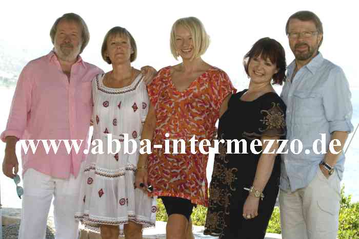 Benny, Phyllida Lloyd, Judy Craymer, Catherine Johnson und Björn - Foto von Milos Bicanski